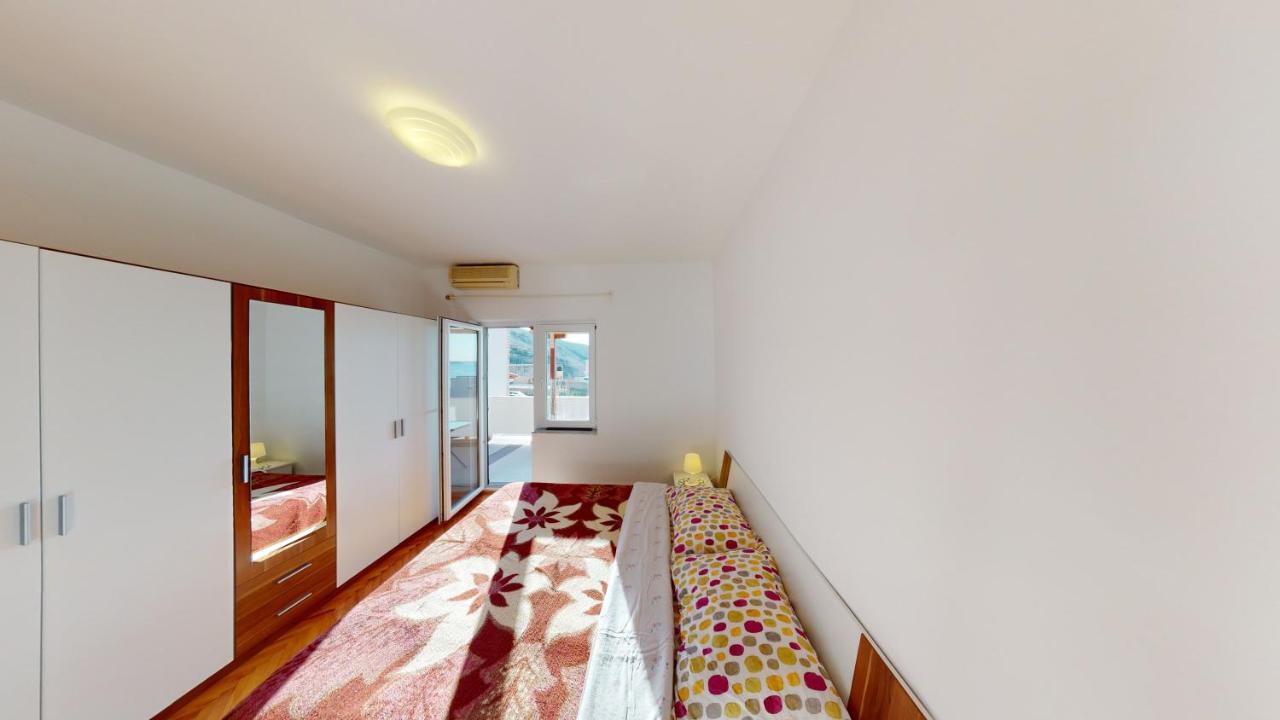 Apartments Riva Metajna Eksteriør bilde