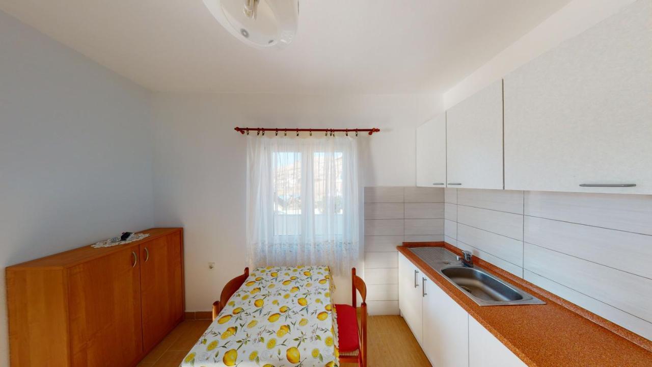 Apartments Riva Metajna Eksteriør bilde